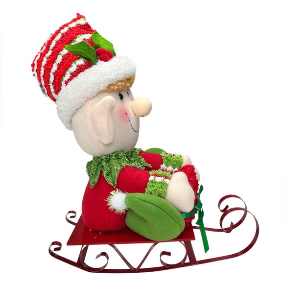 Christmas Elf on sleigh - Picture 3 of 3